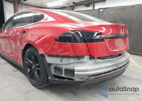 2013 Tesla Model S z USA, uszkodzony, nr VIN 5YJSA1CG9DFP20358